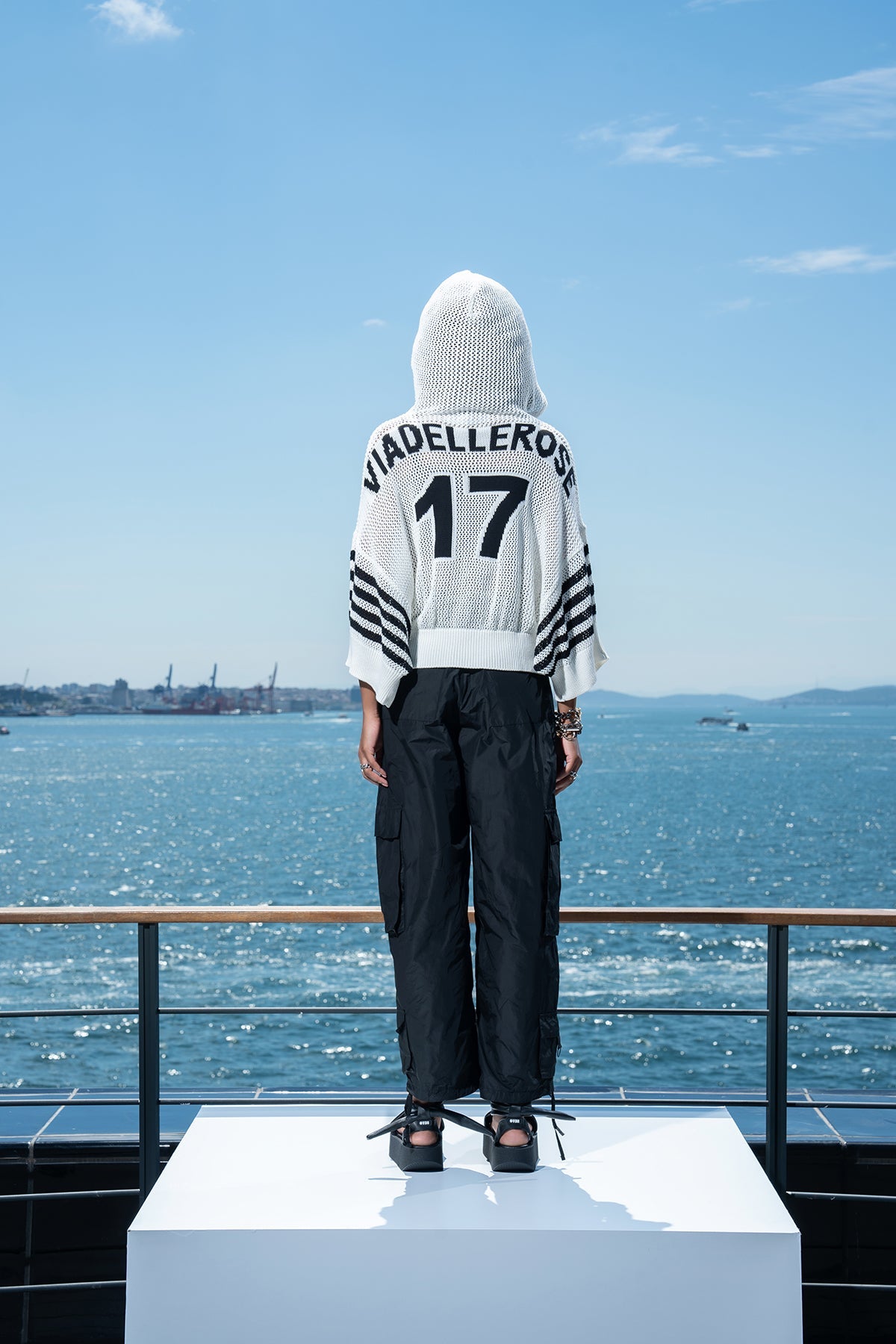 OFF WHITE PULLOVER 15338