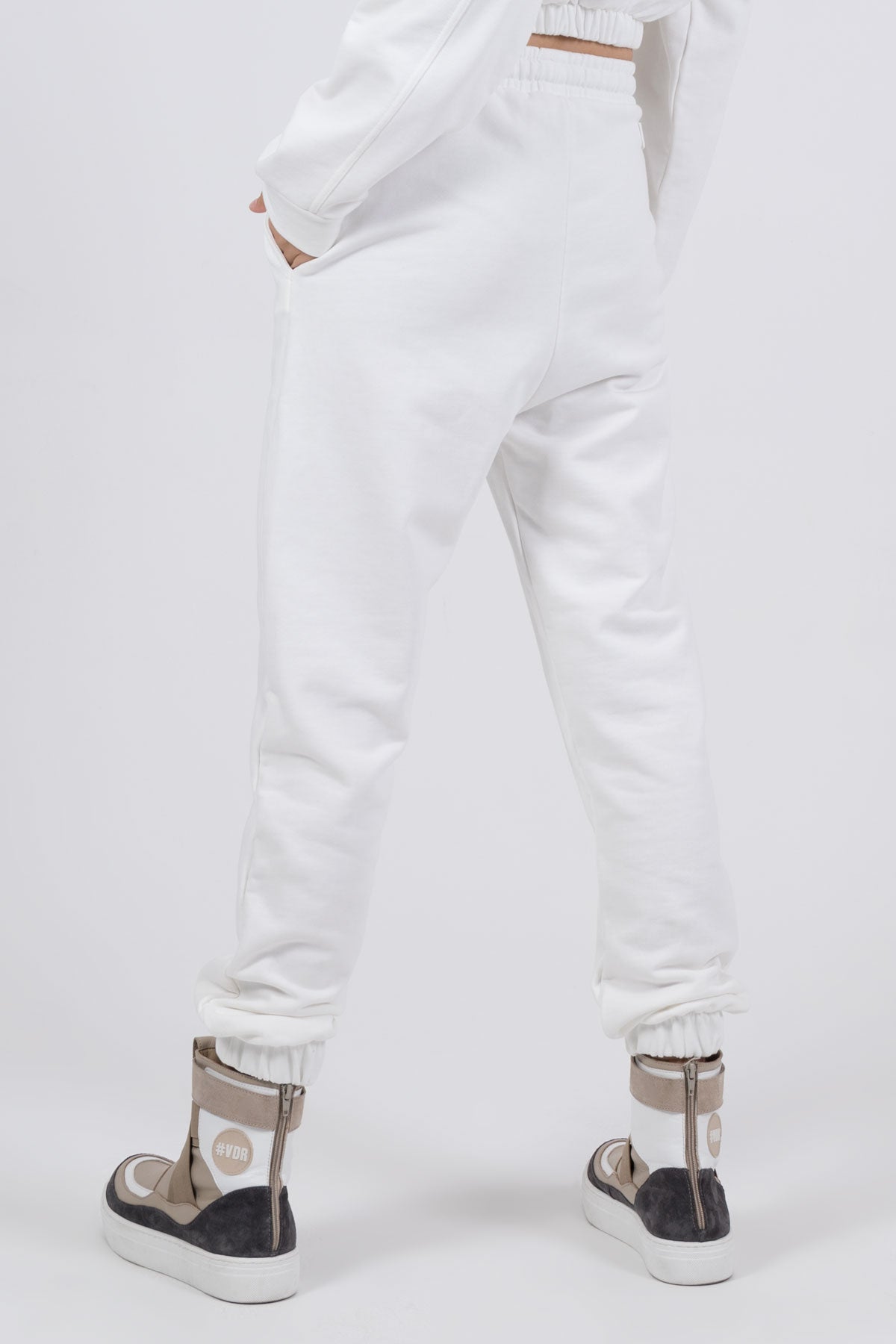 OFF WHITE PANTS 8360